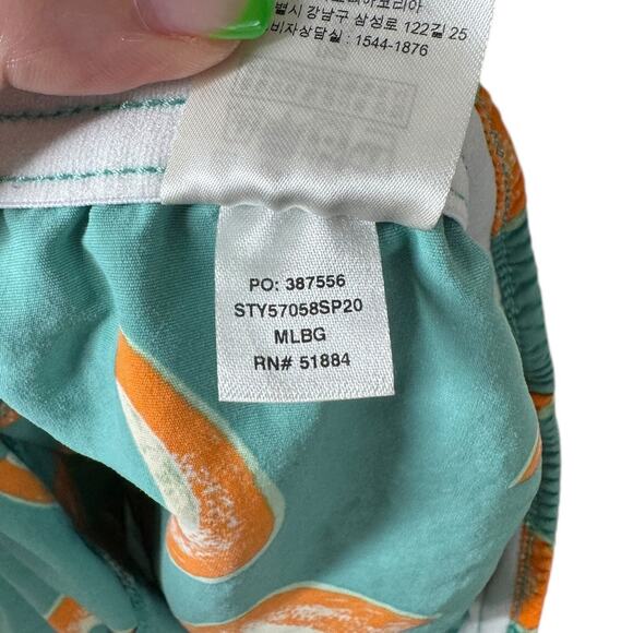 Patagonia Women's 5 In. Baggies Green Melon Print XL Rare Hike Camp Outdoor - Picture 8 of 9